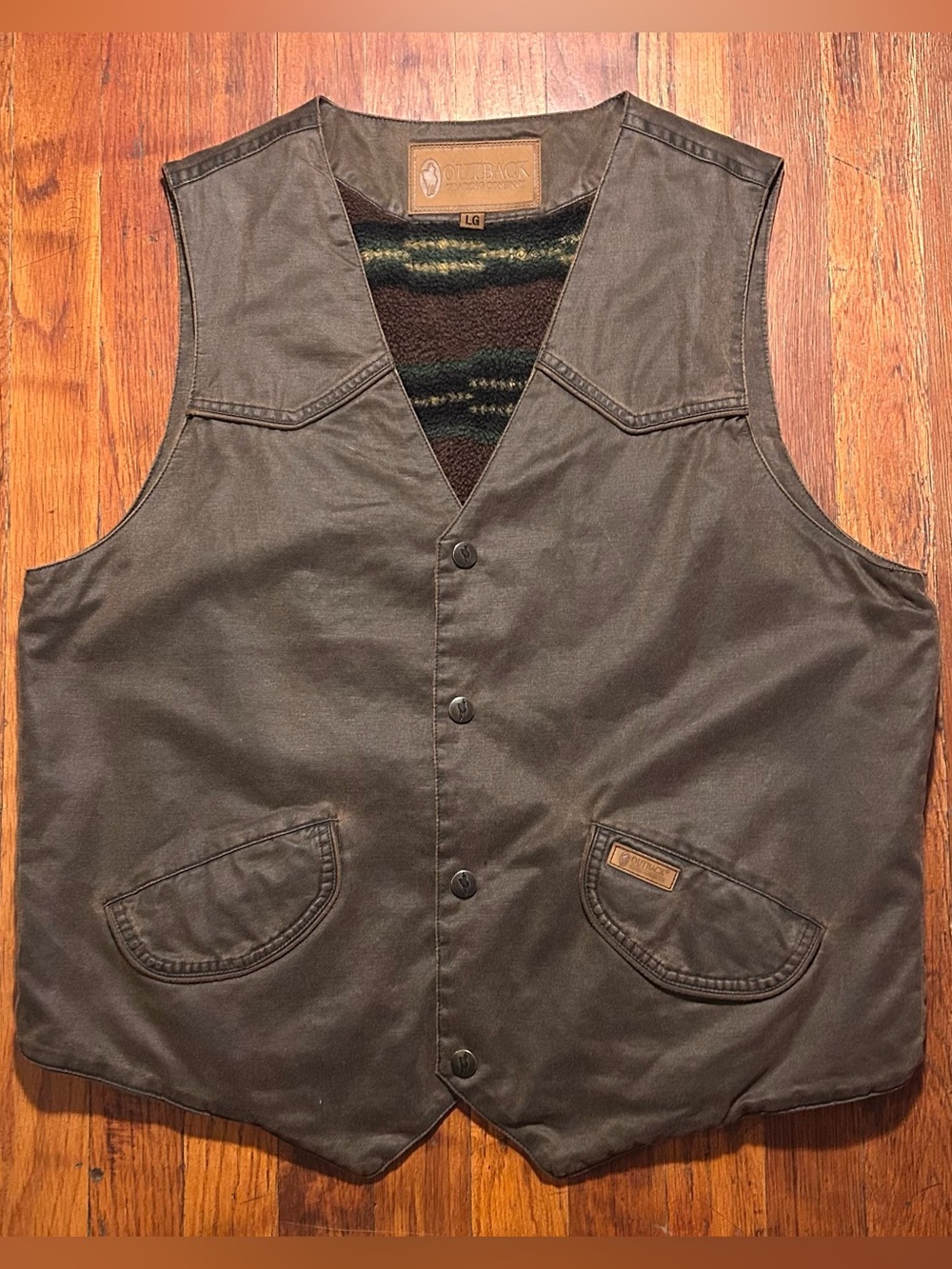 Outback Trading Company Cliffdweller Oil Skin Aztec Sherpa Lined Montana Vest L
